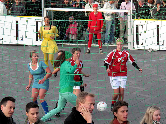 Loading Image